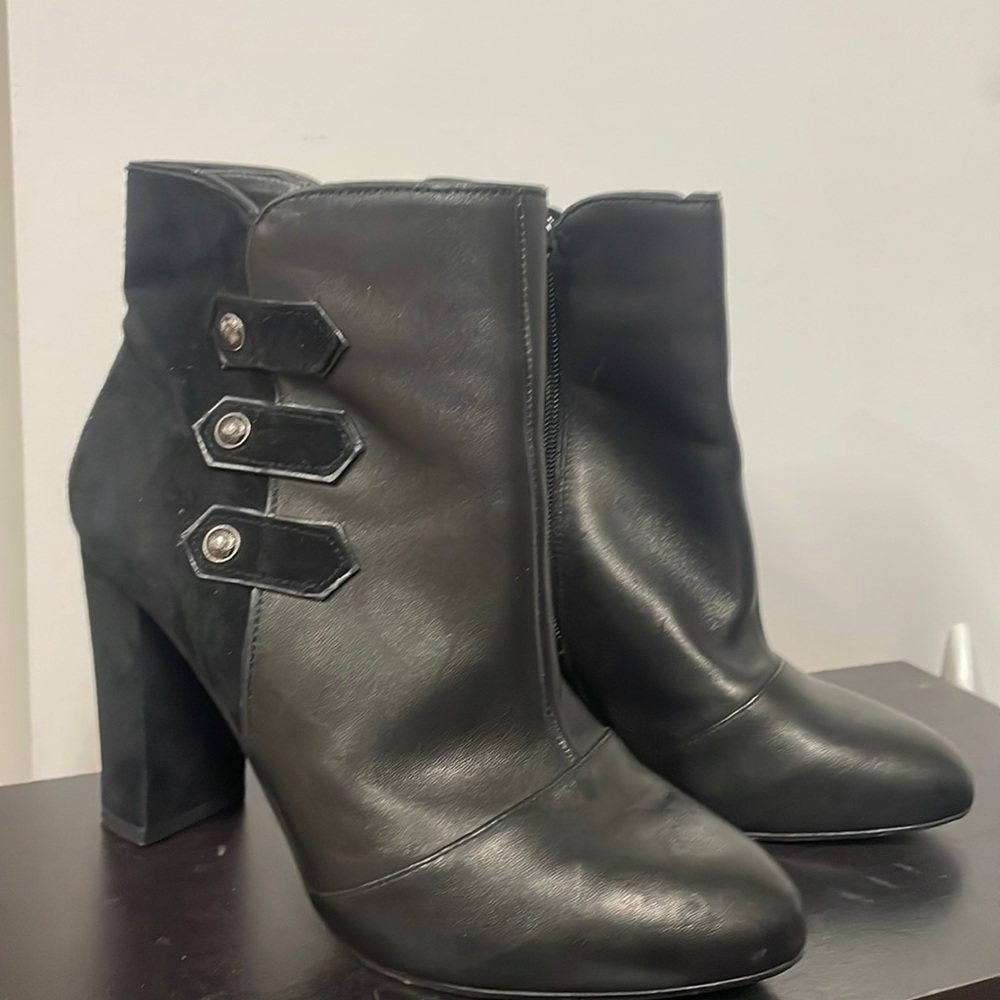 Gorgeous Victorian steampunk style boot by White House Black market. Nice detail